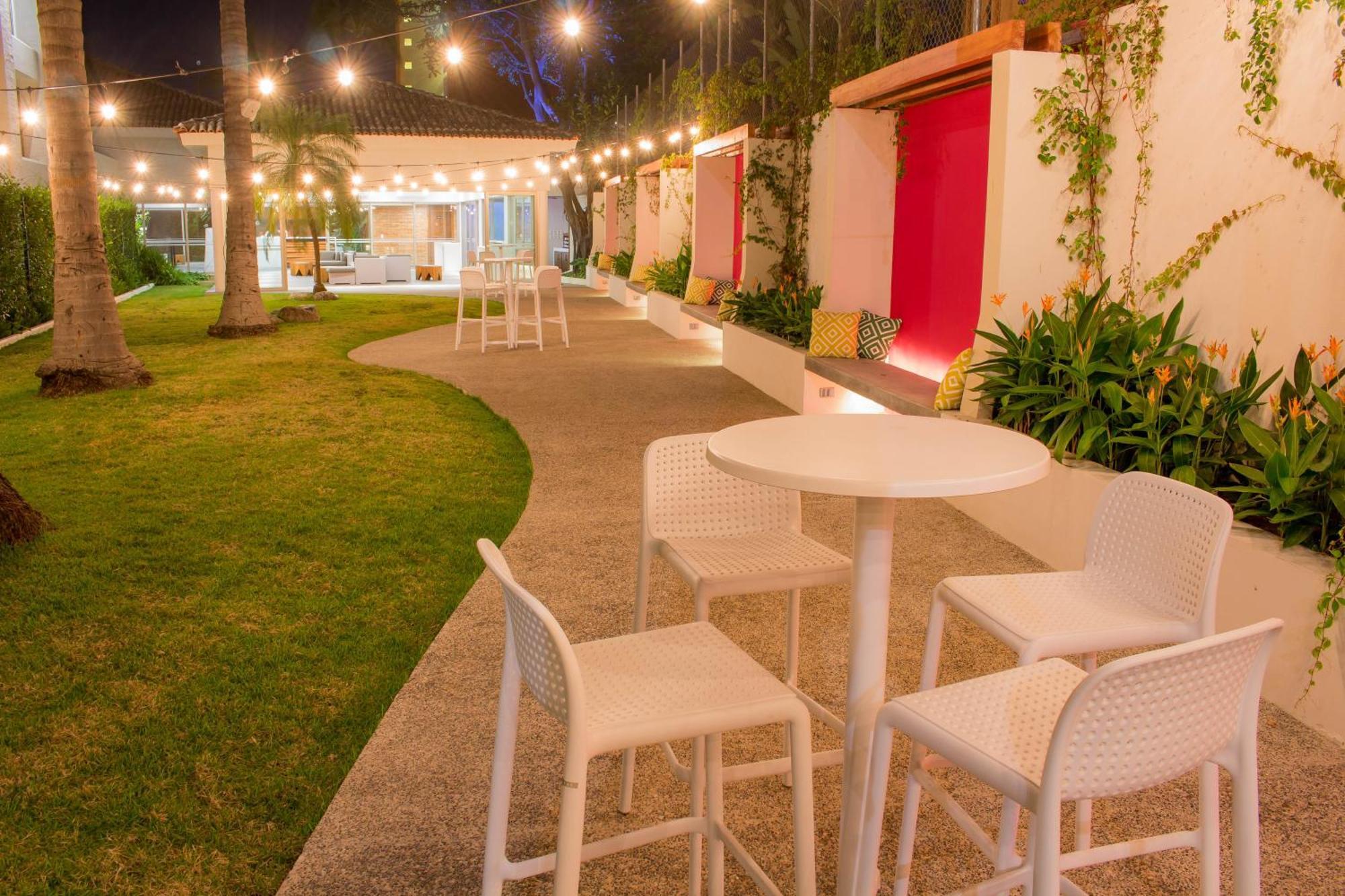 พลาซา เปลิกาโนส คลับ บีช รีสอร์ต Hotel ปูแอร์โตบาญาร์ตา ภายนอก รูปภาพ